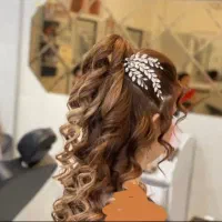 شنیون با قیمت استثنایی|خدمات آرایشگری و زیبایی|تربت جام, معدآباد|دیوار