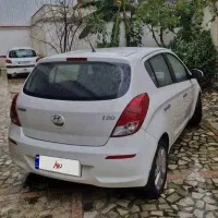 هیوندا i20