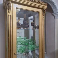 بوفه(ویترین) طلایی