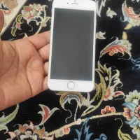 اپل iPhone 6 با حافظهٔ ۳۲ گیگابایت