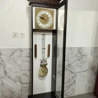 ساعت ایستاده آونگ دار