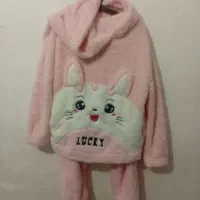 لباس عروسکی|لباس|سهند, |دیوار