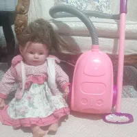جارو برقی و عروسک دخترانه