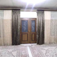 ۲۳ متر پرده تور خارجی و ۱۸ متر والان در حد نو