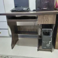 میز تحریر و کامپیوتر|میز تحریر و کامپیوتر|شاهین‌شهر, فدک|دیوار