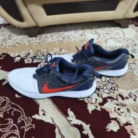 کتونی چرمی و تور۲ رنگ نایک سفید و سرمه ای سایز 45|کیف، کفش، کمربند|رشت, باهنر|دیوار