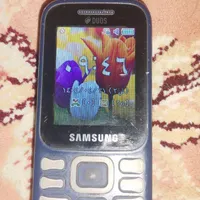 گوشی سامسونگ ساده