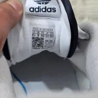 کفش آدیداس اصل|کیف، کفش، کمربند|شیراز, مهدیآباد|دیوار