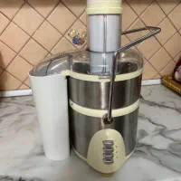 آبمیوه گیری و مخلوط کن
