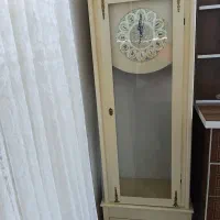 یک کمد ساعتی سالم