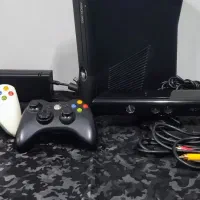 xbox 360 slim  با دو دسته