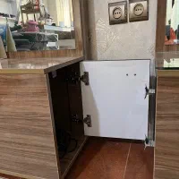 لوازم سالن چوبی کاملا سالم|آرایشگاه و سالنهای زیبایی|اندیشه, اندیشه فاز ۲|دیوار