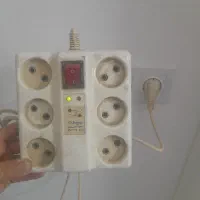 محافظ برق ۶ خانه همراه دستگاه هویه (لحیم)