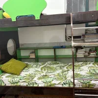 تخت دو طبقه همراه با کمدلباس و فایل