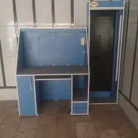 میز کار و ویترین