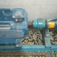 پمپ سر استخر