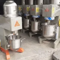 میکسر ۱۰و۱۵ لیتر قنادی همزن ایستاده