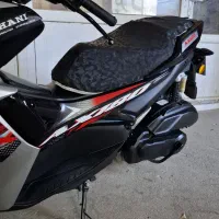 ایرکس هانی۱۸۰سیسی   نقره ای ‌.کار ۴۰۰۰ مدل ۱۴۰۳ .|موتورسیکلت|مشکین‌دشت, |دیوار