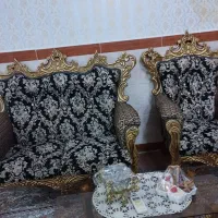 مبلمان سلطنتی ودوعدد شاه نشین