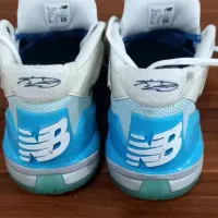 ۲جفت‌ اسپرت‌نیوبالانس‌ وساکونی‌امریکایی