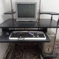 میز کامپیوتر همراه با مانیتور ال جی