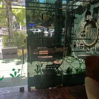 کارگر ساده جهت کار در کافه