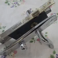 دستگیره در چوبی
