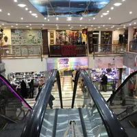 استخدام نیروی خدمات