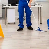 نیروی خدماتی نظافتی