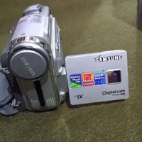 دوربین سامسونگ نوارکوچک خور مینی DV  باکیف و لوازم|دوربین عکاسی و فیلم‌برداری|کرج, چهارصد دستگاه|دیوار