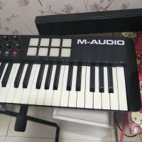 میدی کنترلر  M-AUDIO Oxigen 61Mkv در حد نو|پیانو، کیبورد، آکاردئون|تهران, دستغیب|دیوار