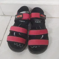 صندل بچه گانه|کیف، کفش، کمربند|رشت, دباغیان|دیوار