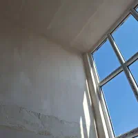 کارگر ساده برای گچکاری