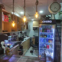 استخدام نیروی کار خانم جوان برای کافه