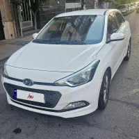 هیوندای i20