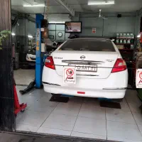 مکانیک نیمه ماهر و دست به آچار خودرو|استخدام صنعتی، فنی، مهندسی|تهران, نارمک جنوبی|دیوار