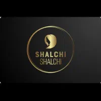 فروشنده خانم با روابط عمومی بالا
