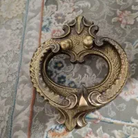 در کوب برنجی قدیمی سنگین