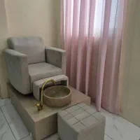 اجاره میز ناخن و تخت مژه  درشرایط ایده ال|آرایشگاه و سالن‌های زیبایی|ری, سرتخت|دیوار
