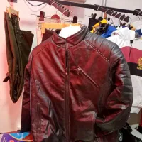 فروش انواع کاپشن چرم،پارچه ای و کتان