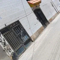 خانه 2طبقه به همراه مغازه