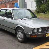 BMW E28