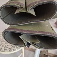 چکمه|کیف، کفش، کمربند|فومن, |دیوار