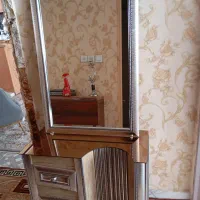 میز و اینه