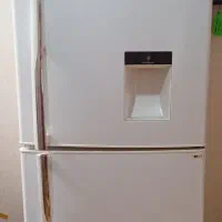 یخچال در حد نو