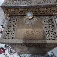 سطل زباله و دستمال کاغذی