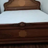 تخت دو نفره در حد نو همراه تشک خوش خواب|تخت و سرویس خواب|گرمسار, |دیوار