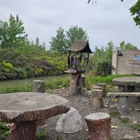 استخردار دو طبقه ۳خواب ویو دار|اجارهٔ کوتاهمدت ویلا و باغ|بندر انزلی, قلم گوده|دیوار