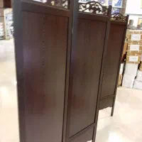 پارتیشن چوبی قهوه ای رنگ