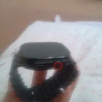 یک عدد ساعت هوشمند